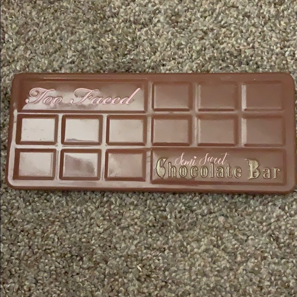 Too faced semi sweet eyeshadow palette